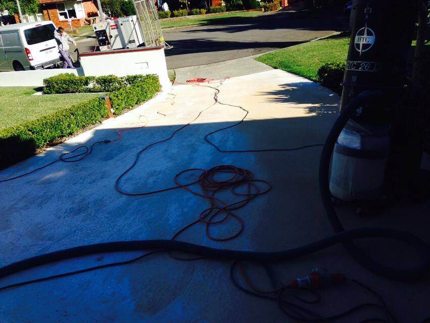 sydney-concrete-grinding-on-residential-driveway